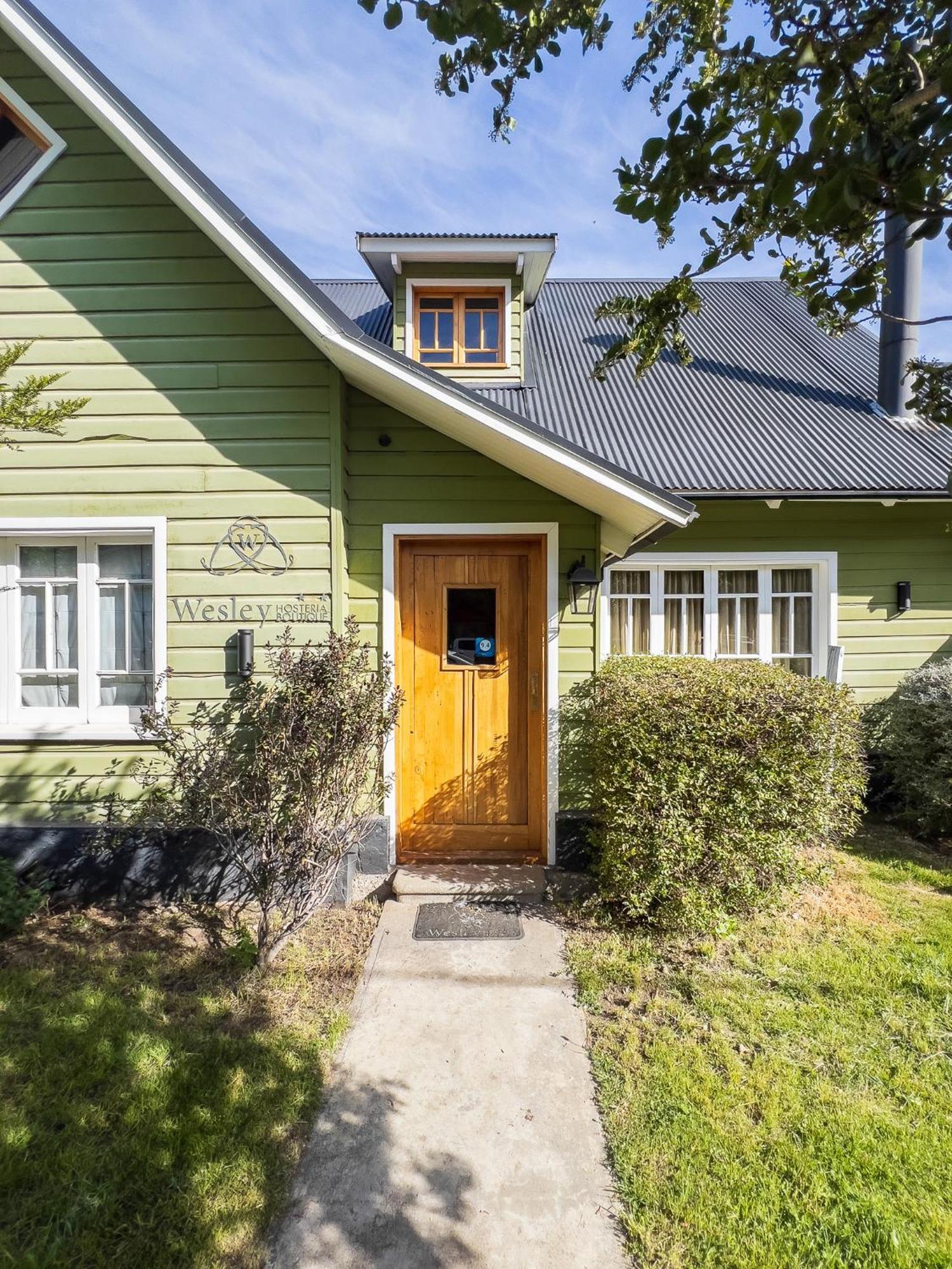 Wesley House Hosteria Boutique San Martin de los Andes Exterior photo
