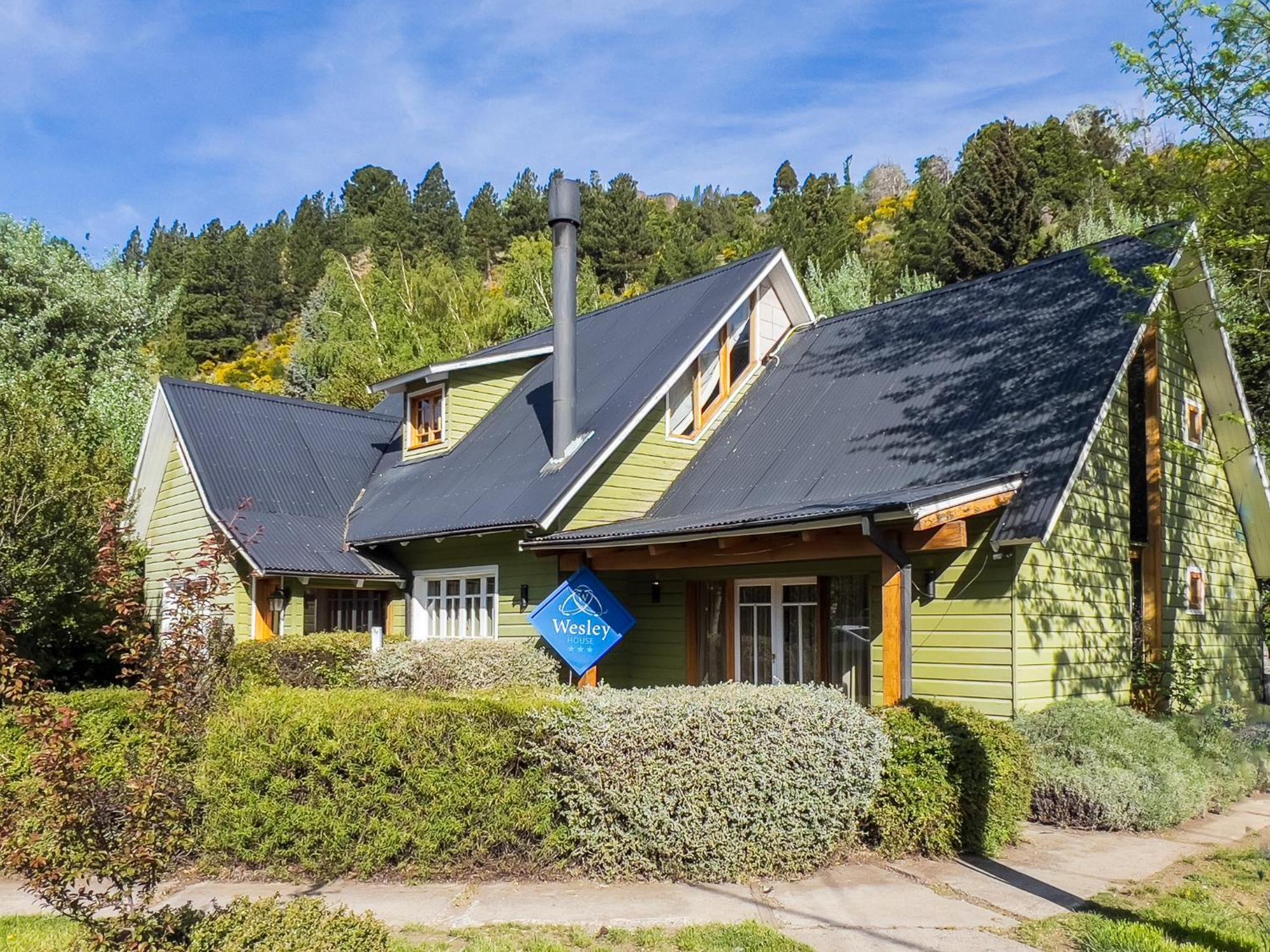 Wesley House Hosteria Boutique San Martin de los Andes Exterior photo