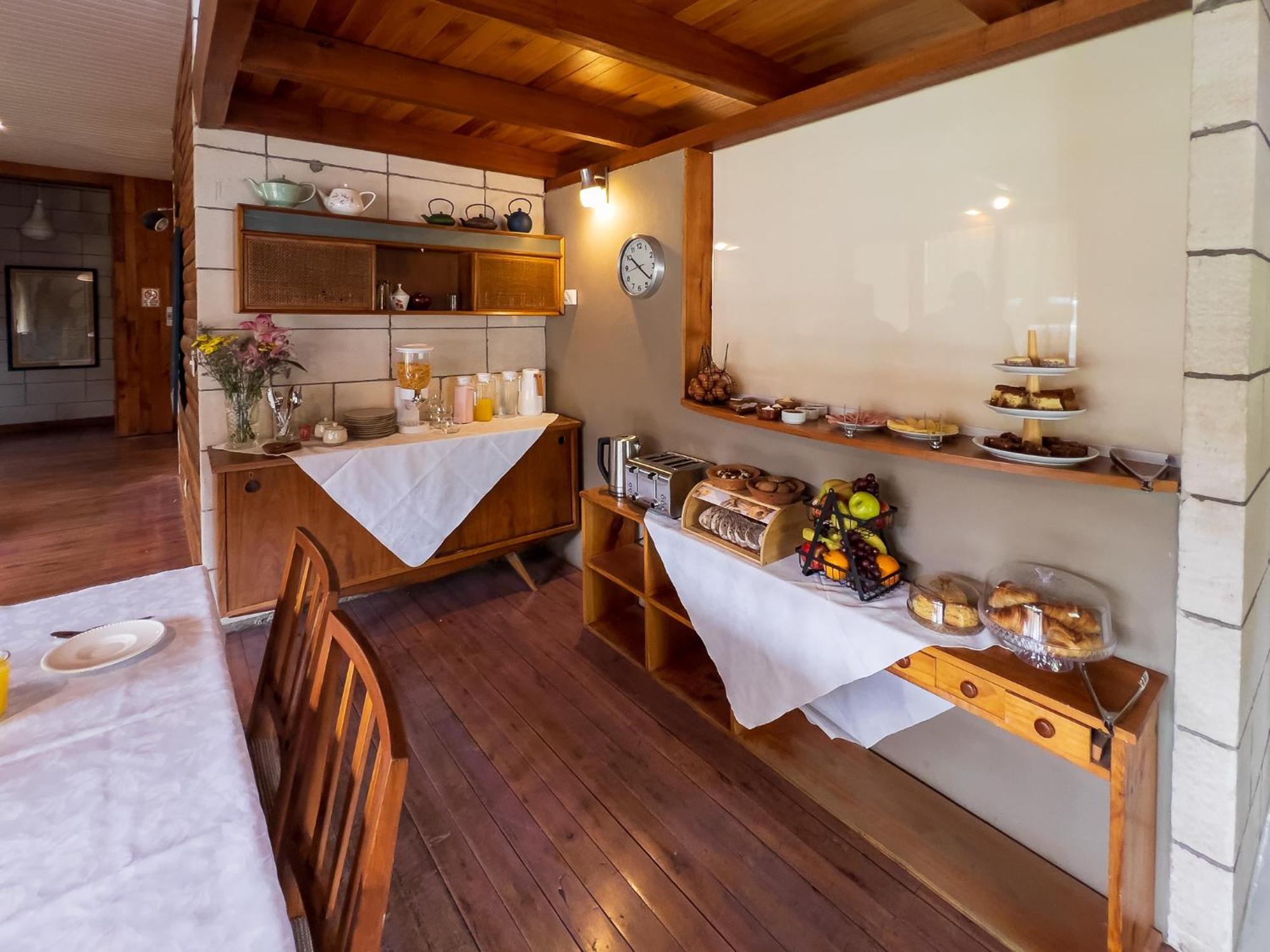 Wesley House Hosteria Boutique San Martin de los Andes Exterior photo