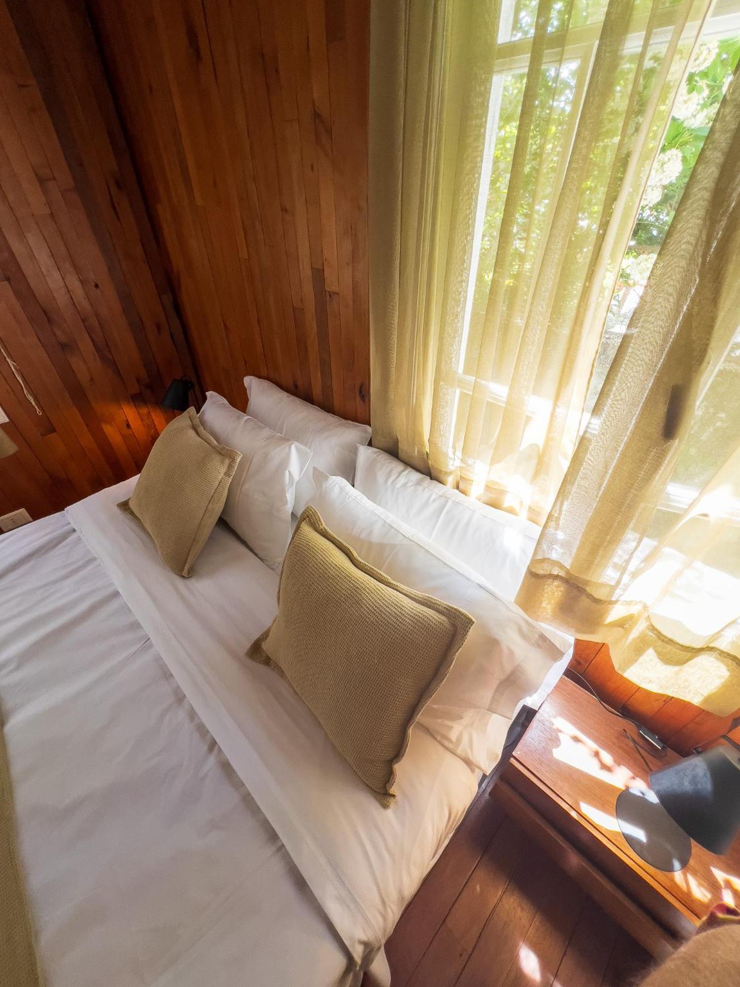 Wesley House Hosteria Boutique San Martin de los Andes Exterior photo